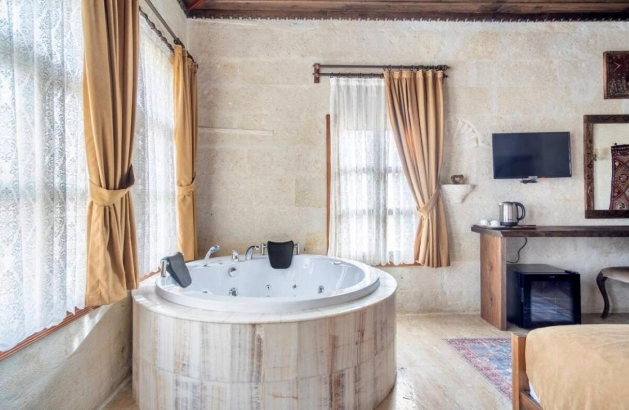 Uzay Cave Suite Hotel อูร์กุบ ภายนอก รูปภาพ